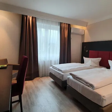 فندق Astralis Domizil 4*