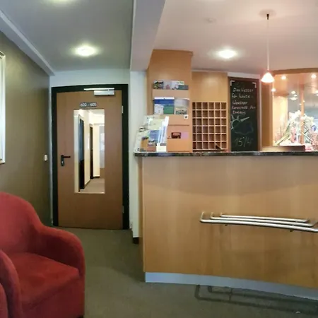 杜密兹尔奥斯特里斯酒店 沃尔多夫