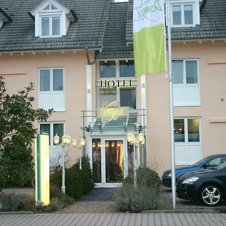 杜密兹尔奥斯特里斯酒店 4*